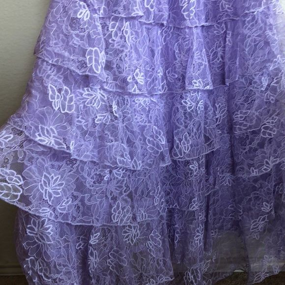 Vintage  A Line V Neck Lilac Lace Tiered Long Prom Dress,Evening Dress GG1423