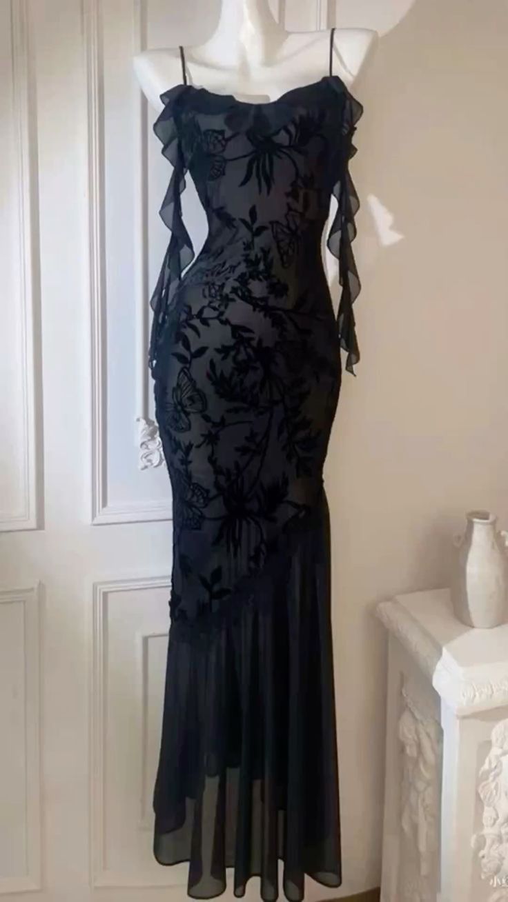 Charming Mermaid Spaghetti Straps Black Chiffon Ruffles Applique Long Prom Dress,Evening Dress GG1643