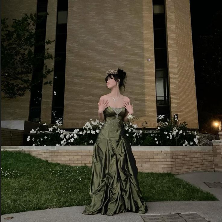 Vintage Ball Gown Strapless Green Satin Beaded Long Prom Dress,Evening Dress GG1644